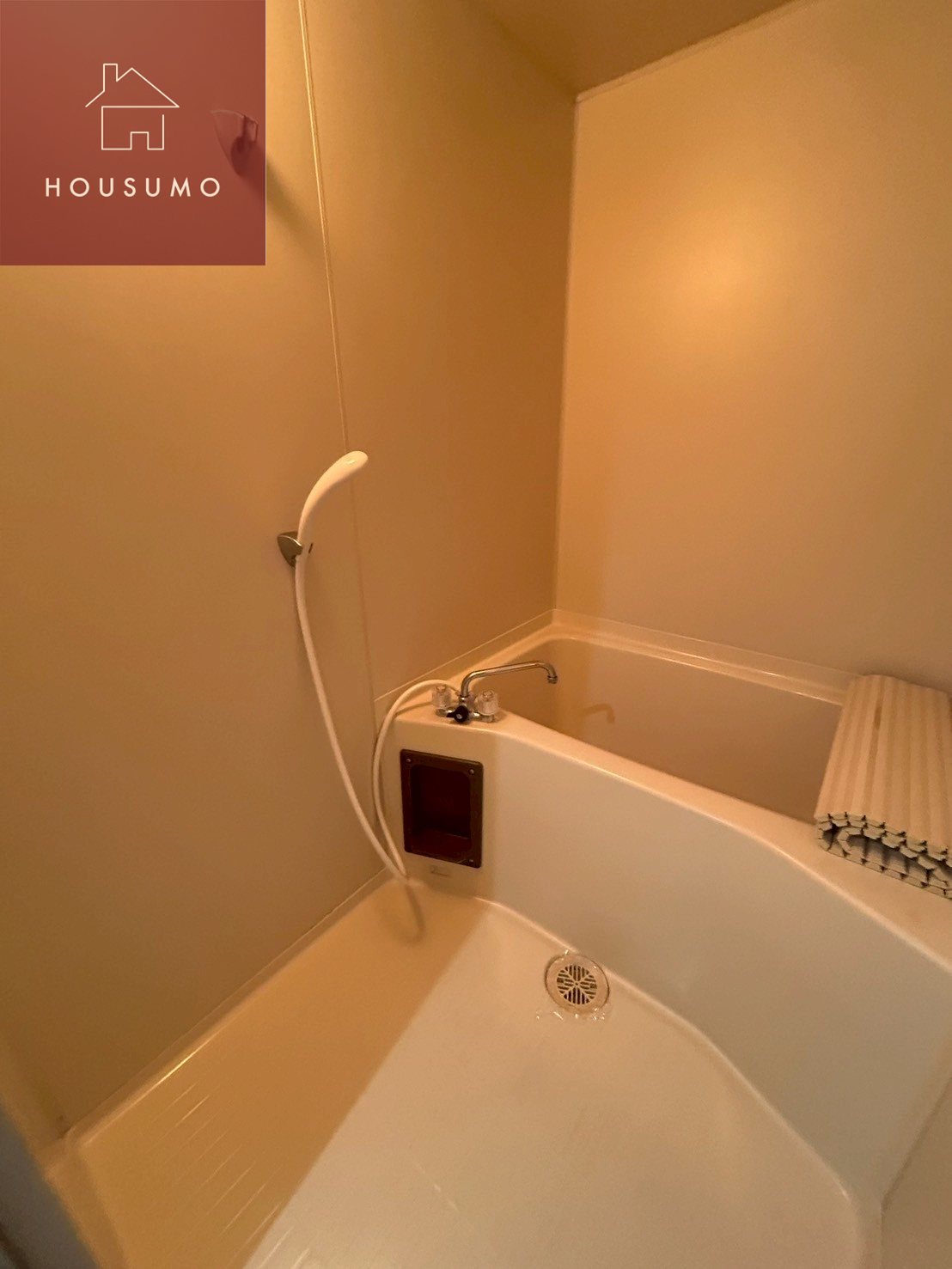 バス・シャワールーム　落ち着いた色調のトイレです