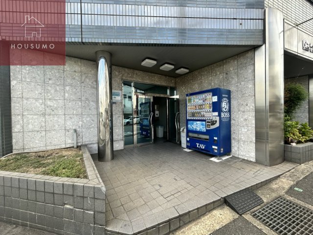 エントランス　清潔なエントランスです