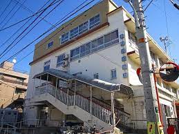 役所　渋谷区本町出張所（役所）まで391m
