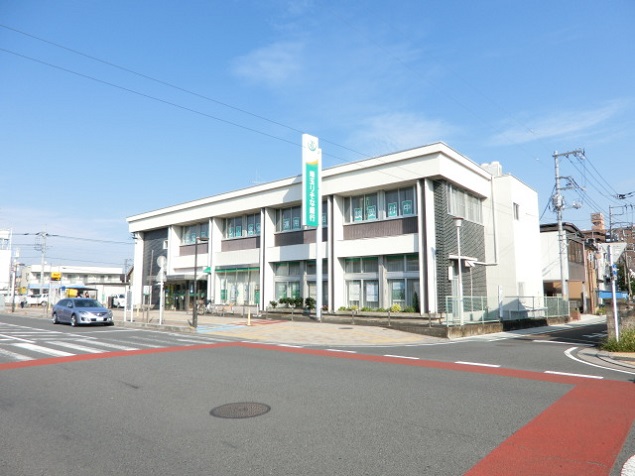 銀行　埼玉りそな銀行吹上支店（銀行）まで426m