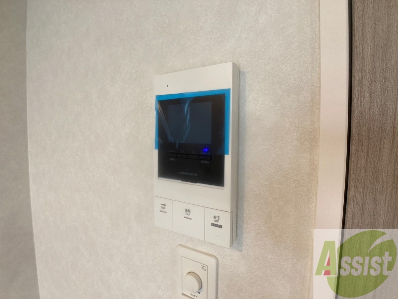 セキュリティ　ＴＶモニター付インターホンです。来客者の顔が見えるので安心！