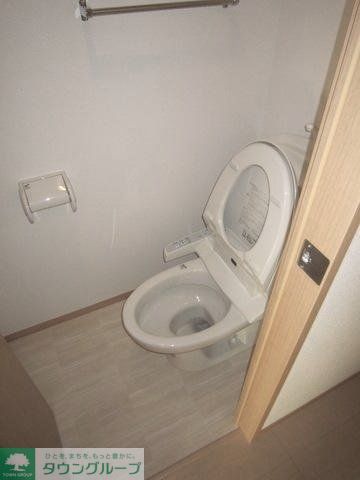 トイレ　ウォシュレット完備