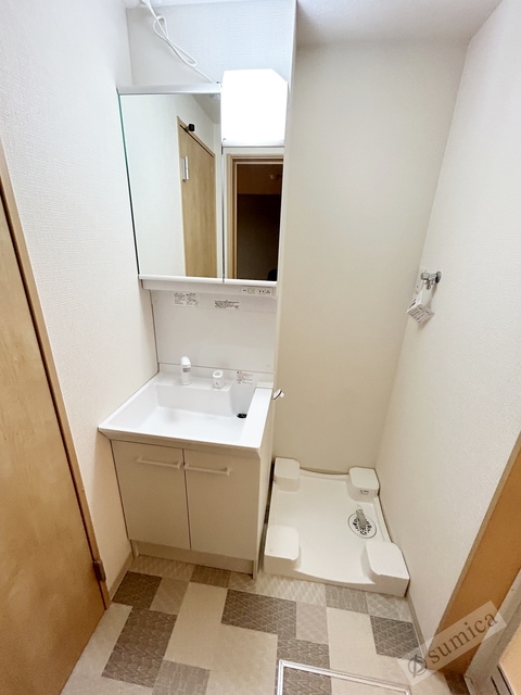 洗面設備　シャンプードレッサー付き・朝シャンもこちらで♪♪