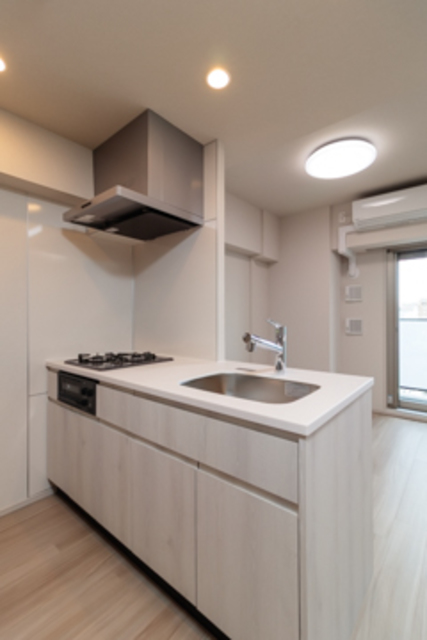 キッチン　※写真は同タイプ住戸です。