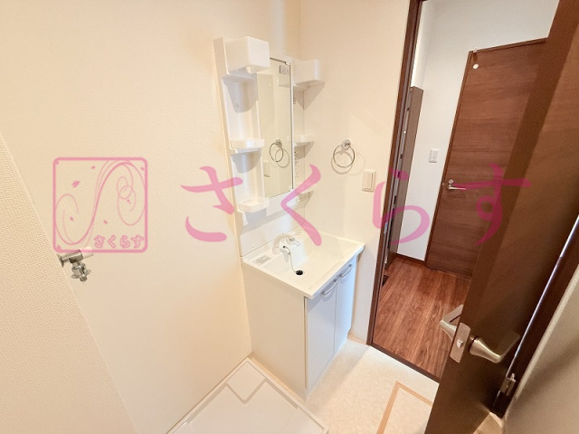 洗面設備　他タイプの参考写真です