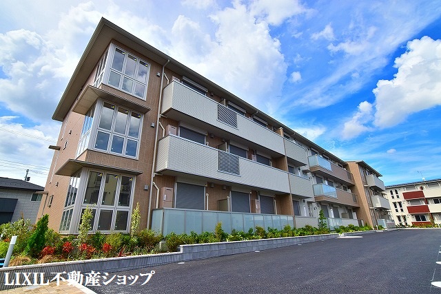 建物外観　レイクタウンでのお部屋探しは『地元の当社』にお任せ下さい！