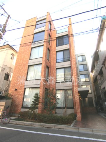 建物外観　2017年1月築　RC鉄筋コンクリート造地上5階建て1R 2