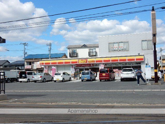 コンビニ　デイリーヤマザキ岡山東山店（コンビニ）まで449m