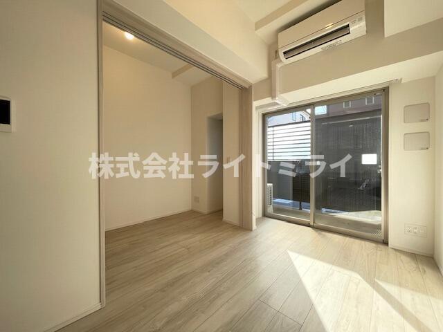 居室・リビング　?