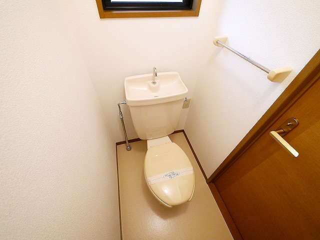 トイレ　シンプルで使いやすいトイレです