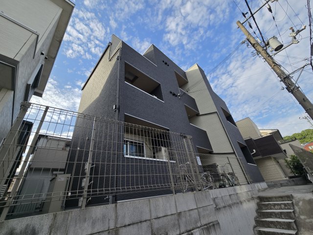 建物外観　落ち着いた雰囲気の外観です