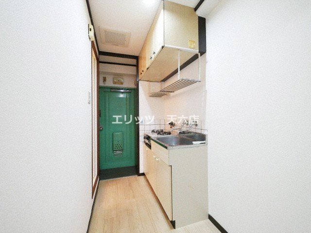 玄関　下駄箱