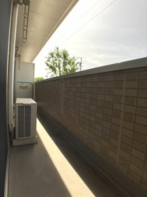 バルコニー　写真は別の部屋のものです。