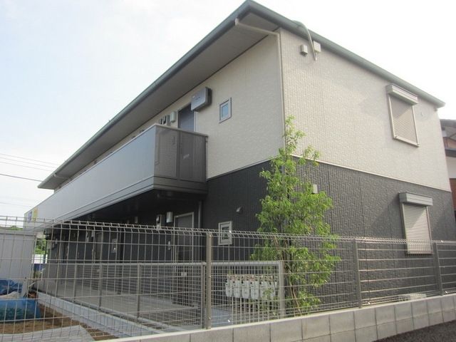 建物外観　☆太陽光発電！充実の設備です