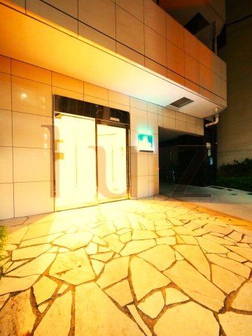建物外観　2020年築の綺麗な外観です！