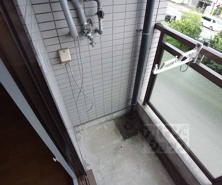 その他部屋・スペース　室外洗濯機置き場です。
