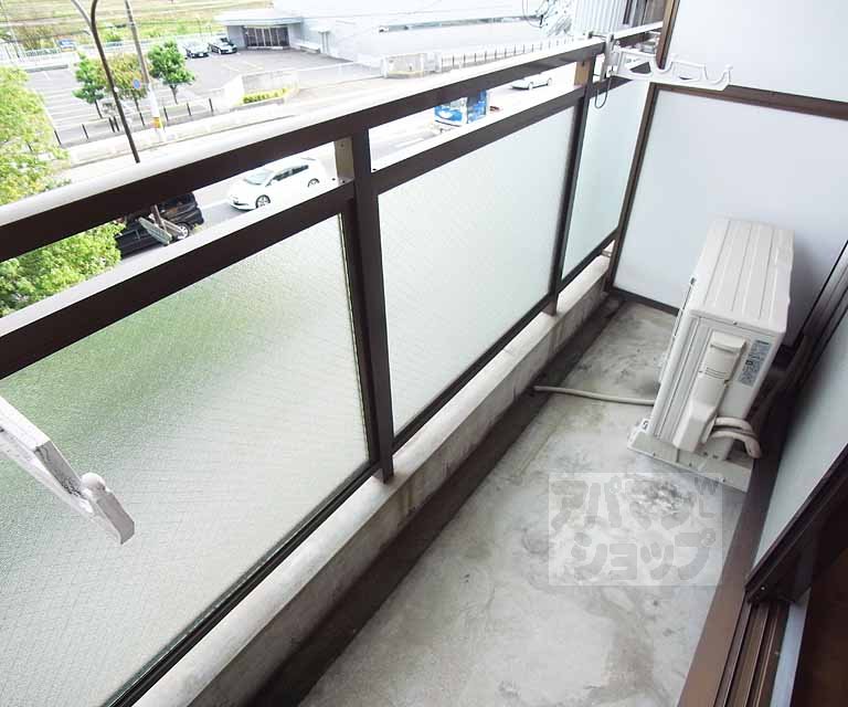 バルコニー　南向きのバルコニー。