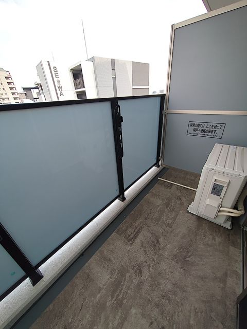 バルコニー