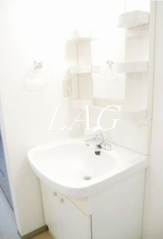 洗面設備　独立洗面台です。
