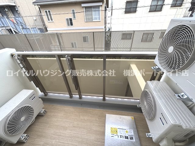バルコニー