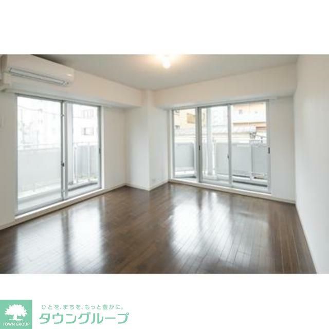 居室・リビング　同間取り他部屋参照