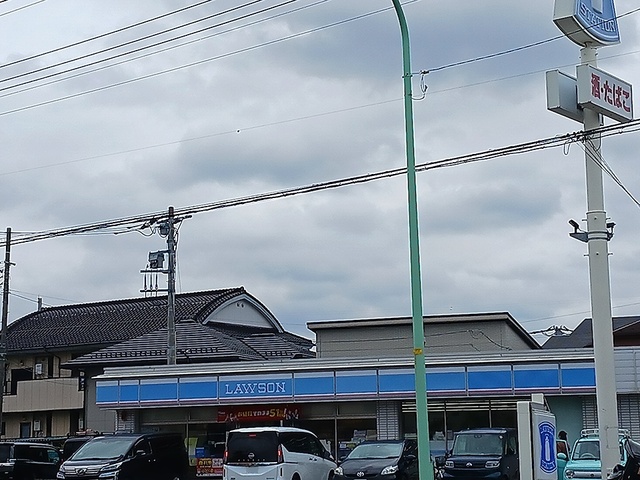 コンビニ　ローソン川口安行小山店（コンビニ）まで221m