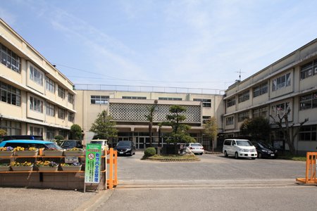 小学校　志木市立志木第二小学校（小学校）まで450m