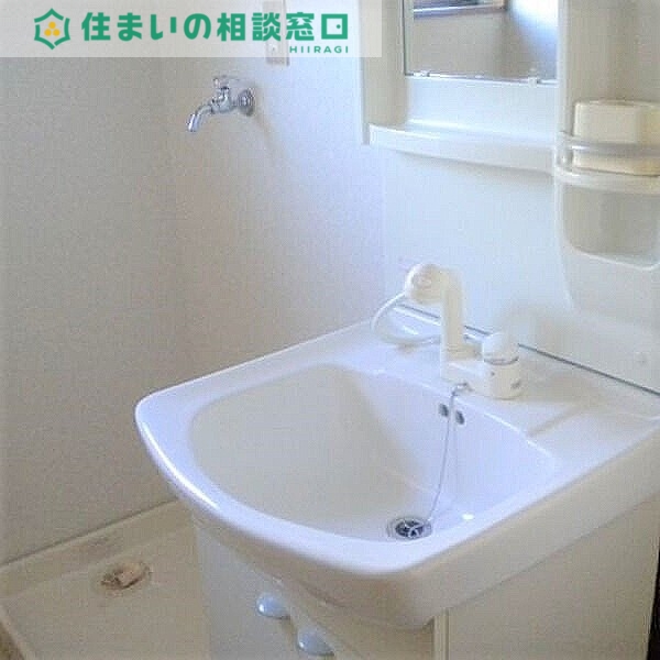 洗面設備　同型