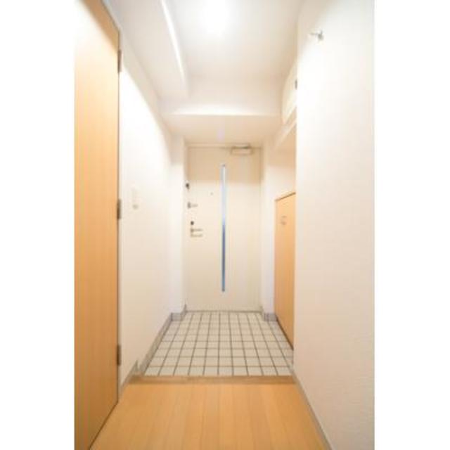 玄関　※写真は同タイプ住戸です。