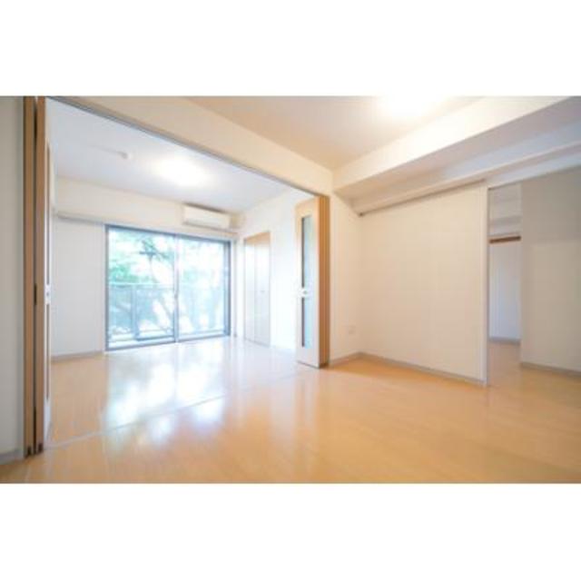 居室・リビング　※写真は同タイプ住戸です。
