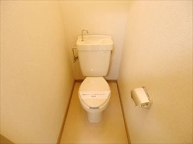 トイレ　別部屋参考写真です