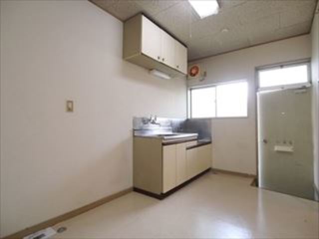 その他　別部屋参考写真です
