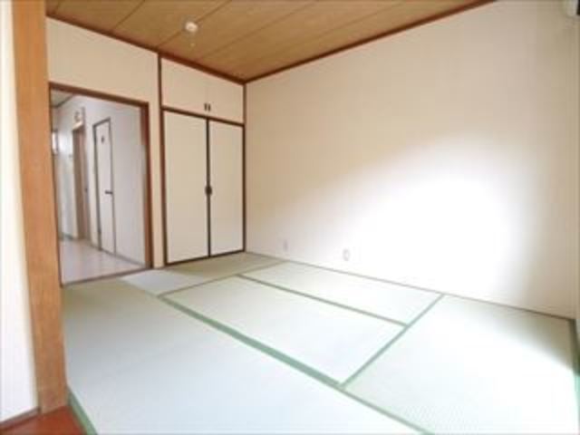 居室・リビング　別部屋参考写真です