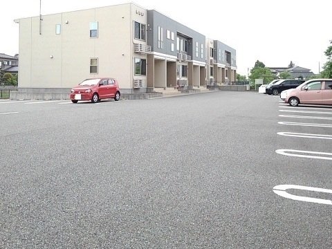 駐車場　駐車場完備です