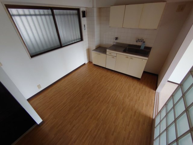 ハイム山本の居間写真