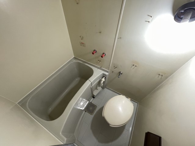 バス・シャワールーム　ゆったり過ごせるお風呂です