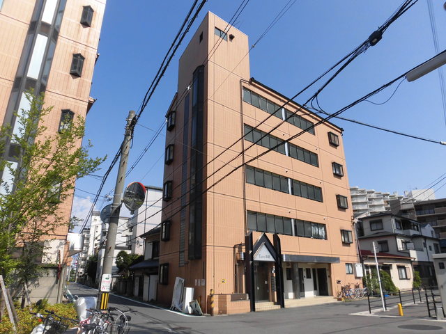 建物外観　キレイな外観ですね