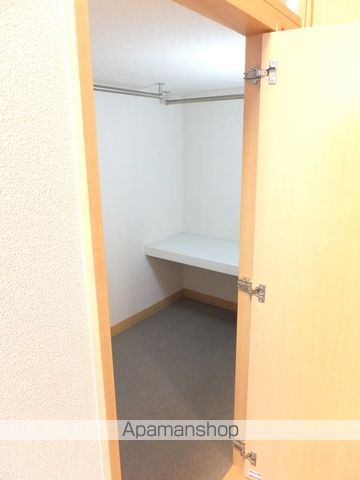 レオパレスフェリキタス花園の内装写真