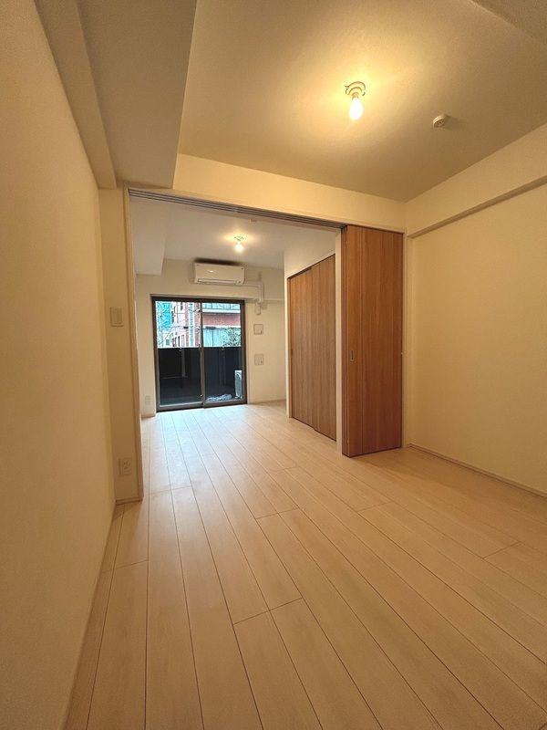 居室・リビング　写真は同タイプ住居です。