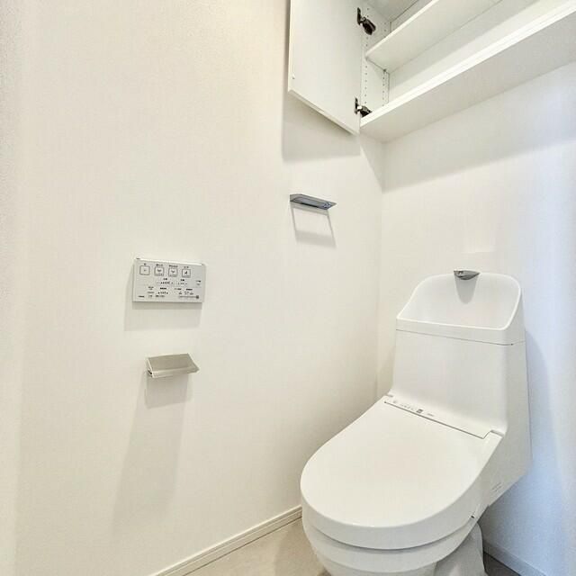 トイレ　清潔感のあるトイレです