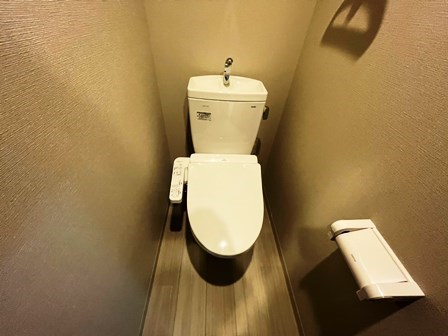 阪神本線 尼崎駅 徒歩8分 14階建 築3年のトイレ写真