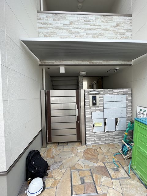 阪急京都線 摂津市駅 徒歩11分 3階建 築4年の外観写真