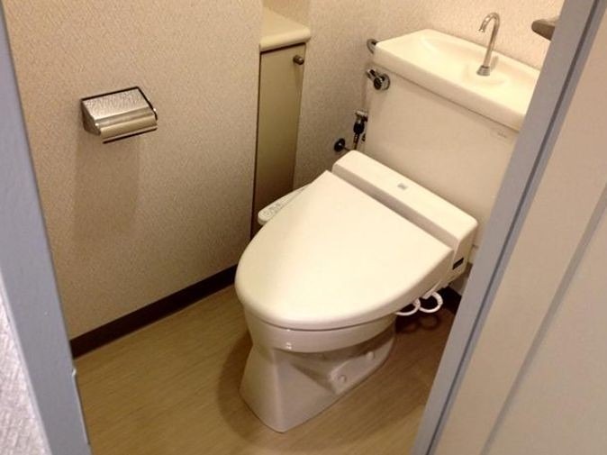 トイレ　※同仕様写真含む