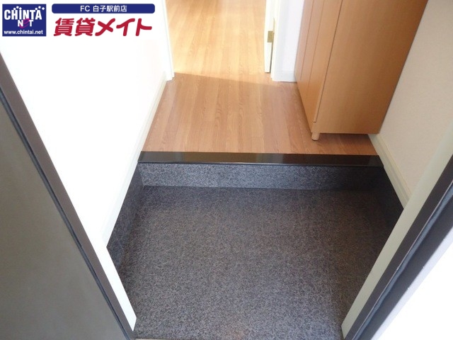 玄関　同型タイプ