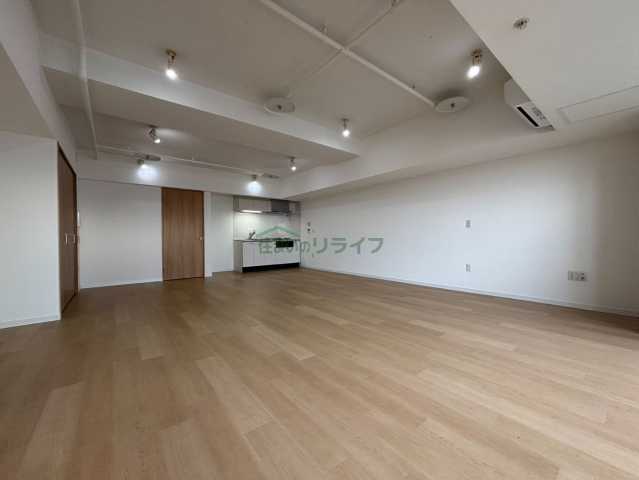 河田町ガーデン1号棟の内装写真