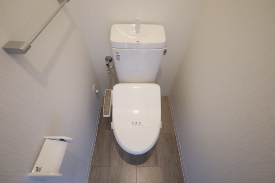 トイレ　※別部屋の写真です