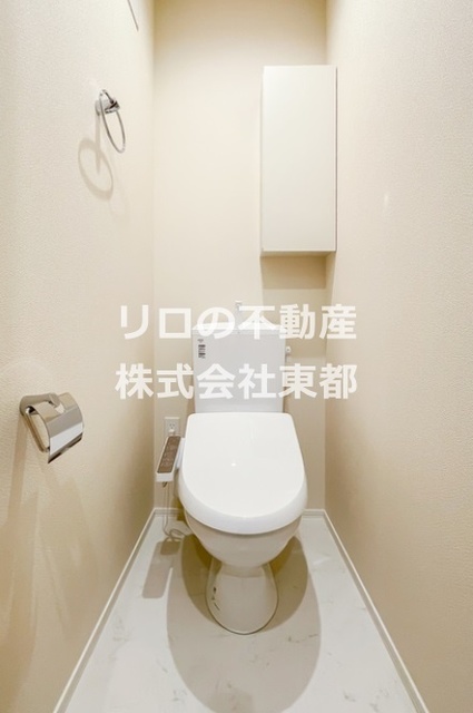 京王線 八幡山駅 徒歩1分 4階建 築2年のトイレ写真