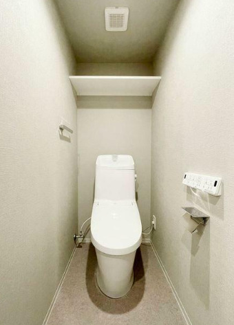 都営大江戸線 若松河田駅 徒歩2分 13階建 築3年のトイレ写真