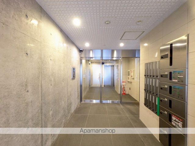 広島電鉄宇品線 市役所前駅 徒歩3分 8階建 築11年の外観写真