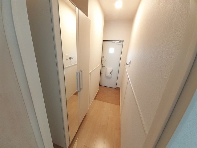 玄関　収納もある玄関です